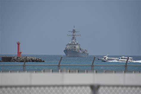 【動画あり】米イージス駆逐艦「ラファエル・ペラルタ」が石垣島に寄港 労働組合はストライキ 沖縄 琉球新報デジタル