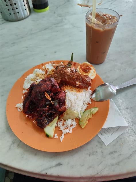 Nasi Ganja @ Ipoh, Perak : r/MalaysianFood