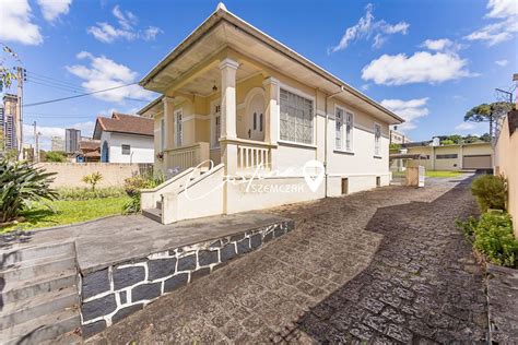 Casa na Rua Padre Anchieta 748 Mercês em Curitiba por R 2 100 000