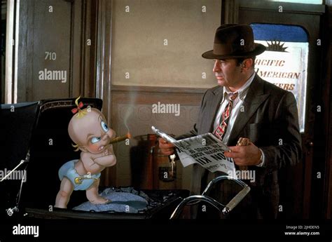 BABY HERMAN, BOB HOSKINS, WHO FRAMED ROGER RABBIT, 1988 Stock Photo - Alamy