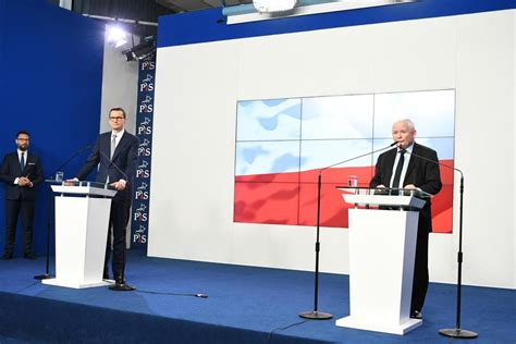 nowy sondaz wzroslo poparcie dla zjednoczonej prawicy spadek koalicji