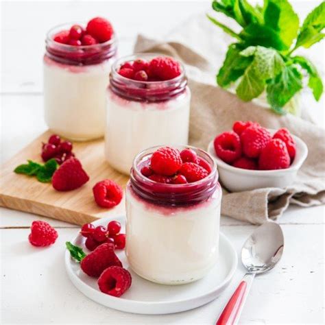 Recette de yaourt maison au lait concentré sucré fraise Régilait