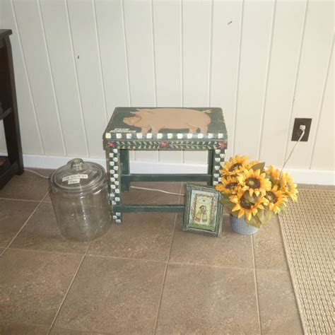 Lot Vintage Glass Jar W Lid Hand Painted Pig Step Stool