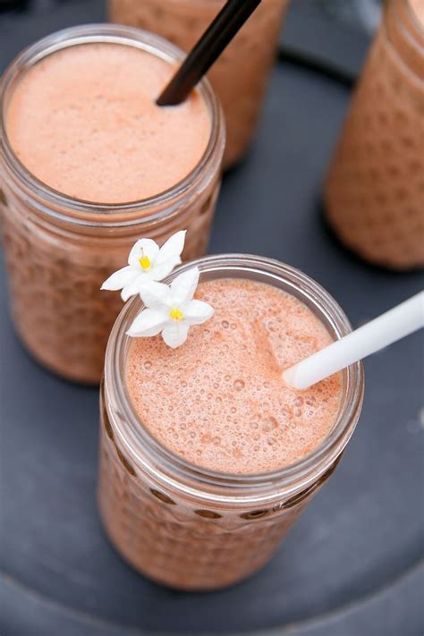 Cremiger Schoko Milchshake Mit Bananen Nutella Und Vanilleeis Rezept