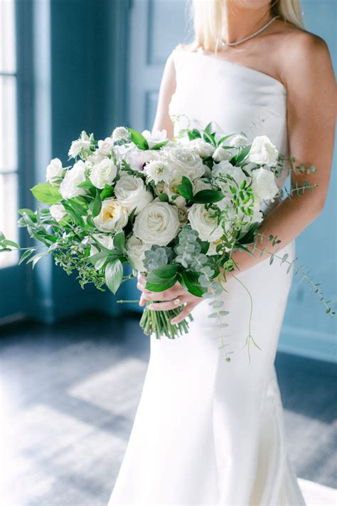 Emerald Green Wedding Bouquets