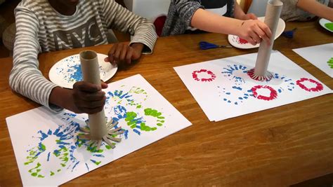 Silvester Mit Kindern Bastelt Euch Ein Feuerwerk