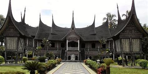 Suku Minang, Mulai dari Tradisi hingga Budaya