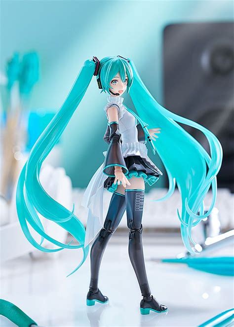 Exclusive Sale Plamatea Model Kit Hatsune Miku Happy Th Birthday