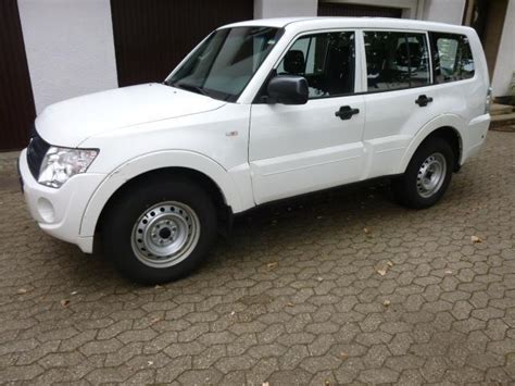 Verkauft Mitsubishi Pajero 3 2 DI D In Gebraucht 2012 72 100 Km In