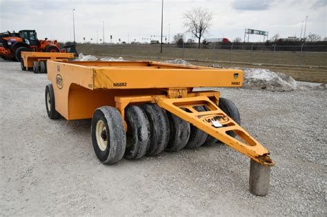 Used Wrt Compaction Equipment Pt15w Tow Behind Pneumatic Roller