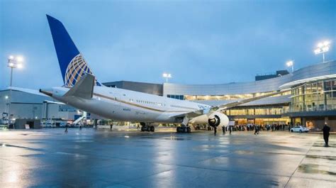 Delhi Bound United Airlines Flight Ua 82 Diverted To London Due To