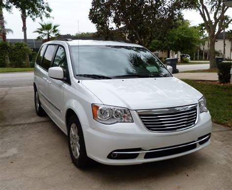 7 Seater People Carrier | Discount Florida Car Hire