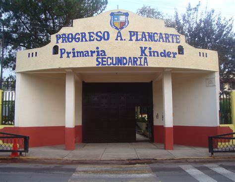 Colegio Progreso A Plancarte En La Ciudad San Felipe Del Progreso