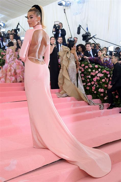 Met Gala Arrivals 2019 Photos Of Stars On Red Carpet Met Gala 2019