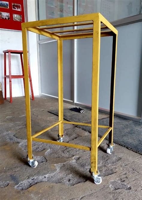 Heavy Feet Yellow Ms Trolley Load Capacity Kg At Piece