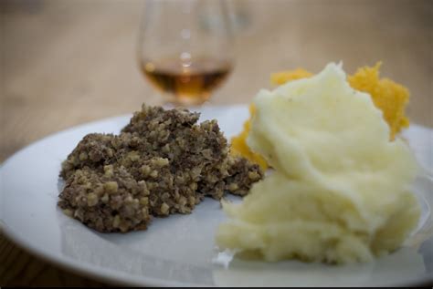 How To Cook Haggis Burns Night Tips From Deeneys Founder