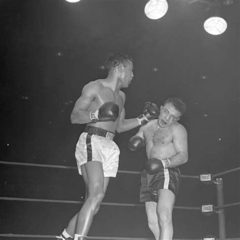 Booxing History 🎃👻 On Twitter Sugar Ray Robinson Bounces A Left