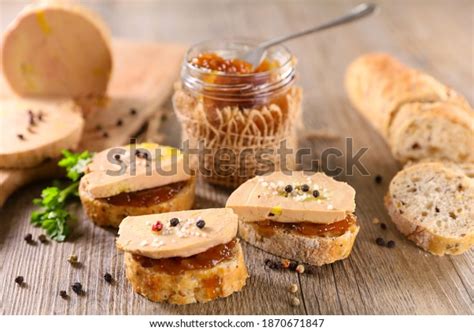 Canap Foie Gras Plus De Photos De Stock Libres De Droits