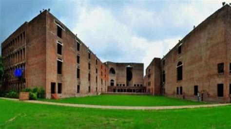 Govt Signs Mou With Iim A For Training Panchayati Raj Representatives