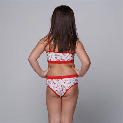 Comprar Conjunto Lingerie Infantil Sutiã Top Calcinha Menina Moça a