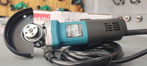 Makita Angle Grinder 4″ 9553b Dariv Power Tools