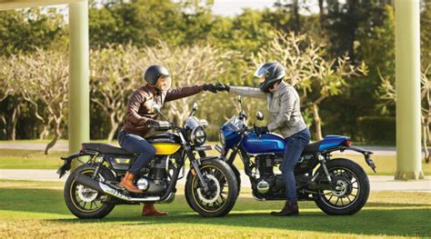 Honda Introduces The 2023 Cb350rs In India Vintage Motorbike With