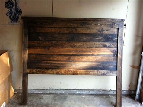 Terrific No Cost Barn Wood Headboard Style Barn Board Headboard