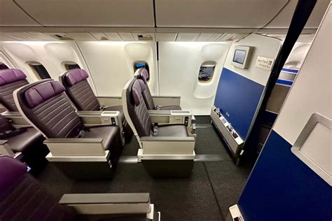 1st look: United's new Boeing 767-300 configuration with Premium Plus ...