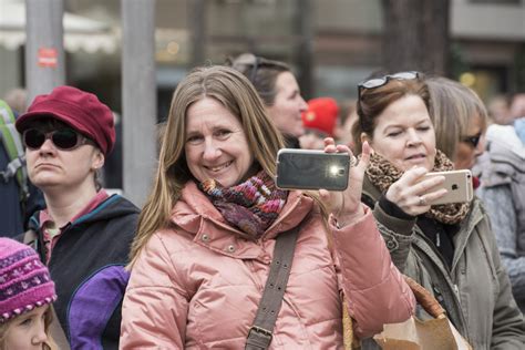 Campact Flashmob Gegen Rechtsruck Reportage Philip Eichler