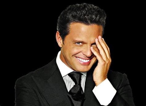 La Impactante Apariencia De Luis Miguel En Su Gira ¿utilizó Un Doble O