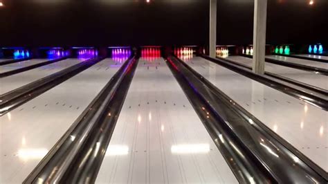 Brunswick Bowling Lanes With Pindeck Effect Lights Youtube