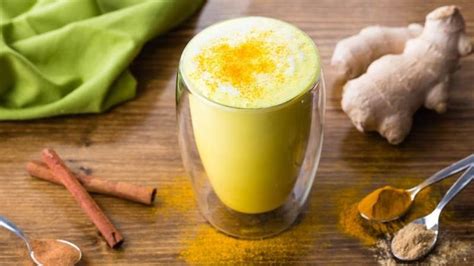 Золотая паста из куркумы | Kurkuma Gid | Turmeric milk recipe, Turmeric ...