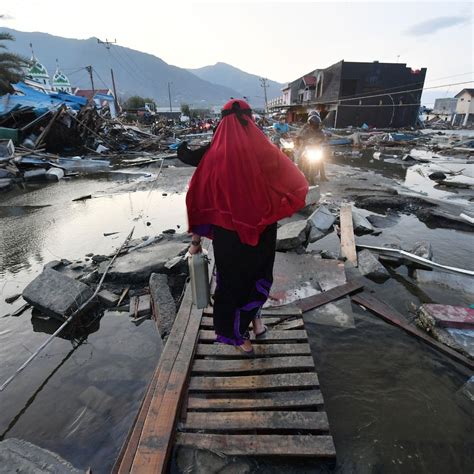 ‘We Just Ran’: Scale of Tsunami Horror Emerges in Indonesia - WSJ