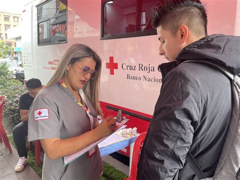 Cruzrojacol On Twitter RT ALantonionarino Junto A Cruzrojacol