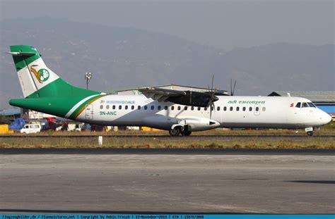 Foto Yeti Airlines Atr 72 212a 9n Anc