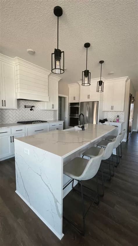 Simple Waterfall Kitchen Island Shiplap Calacattalaza Quartz