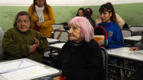 Mercedes Se Qued Viuda Y Vivi En La Calle Pero A Los A Os Se