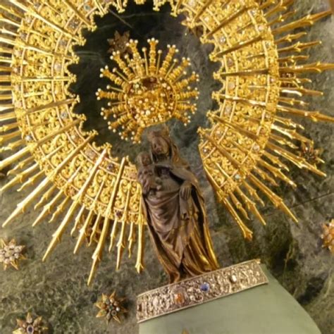 La Historia Detr S De La Virgen Del Pilar Origen Y Leyendas San