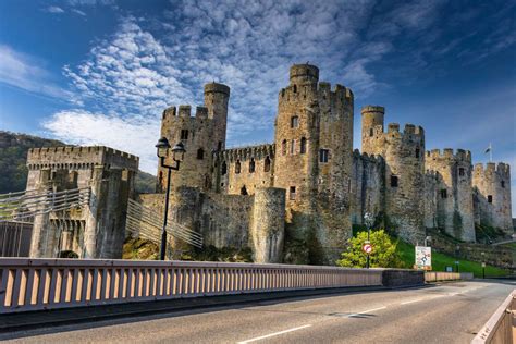 8 Incredible Castles In North Wales! - Easy Life Traveller