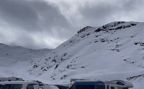 Allo Stelvio finalmente c è la prima neve La Sicilia