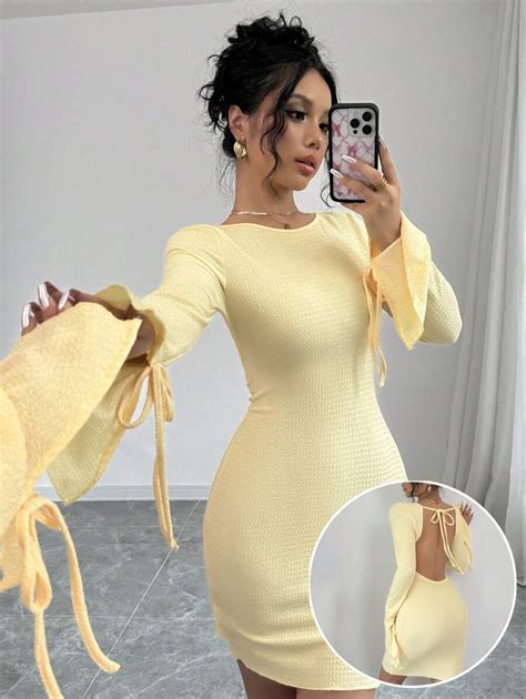 SHEIN Raffinéa Vestido de punto con mangas de campana y espalda