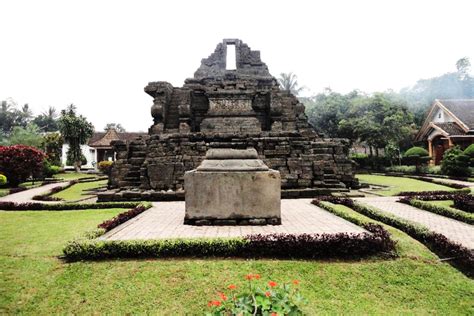 Candi Jago Sejarah Relief Dan Corak