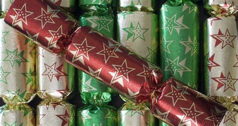 The History of Christmas Crackers - The Fact Site