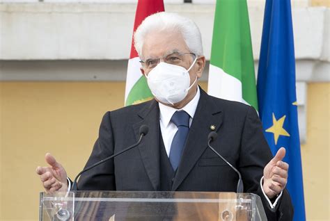 Alfiere Della Repubblica Mattarella Conferisce Attestati Ny