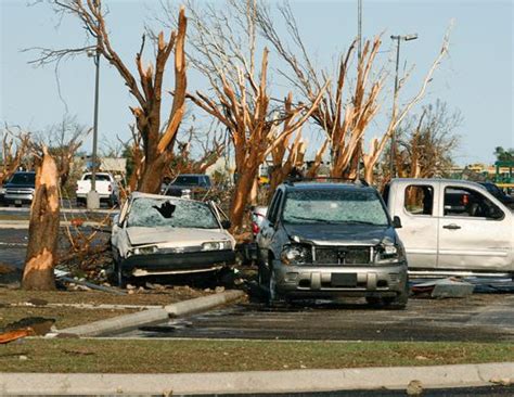 Tornadoes Slam Oklahoma City Picture Tornadoes Hit Oklahoma Again