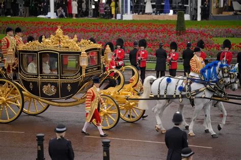 JUST IN: King Charles arrives at Westminster Abbey for his coronation ...