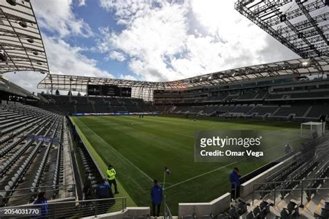 Bmo Stadium Photos And Premium High Res Pictures Getty Images