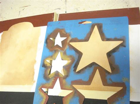 Tolentreasures: How to Paint a Barn Star - Free Painting Tutorial