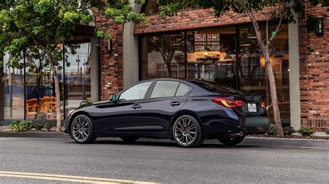 Infiniti Q Black Opal Debuts With A Color Shifting Paint Autodevot