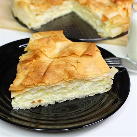 Brzi Burek Sa Sirom Od Gotovih Kora Recept Za Slagani Burek Tikvica